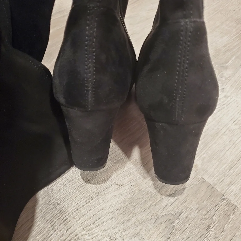NEW Chinese Laundry Brinna Suedette Black Boots